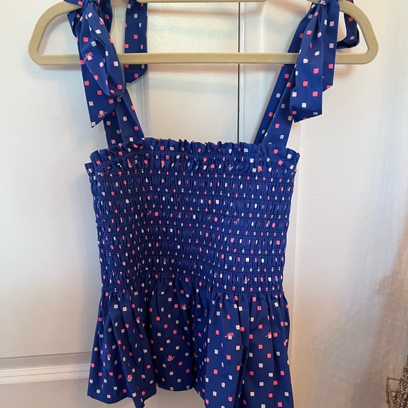 🌴Lilly Pulitzer Rivera Smocked Top in Borealis Blue Lilly Squared. NWOT. Small - Picture 2 of 4